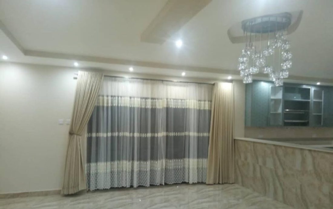 Dining room curtaining